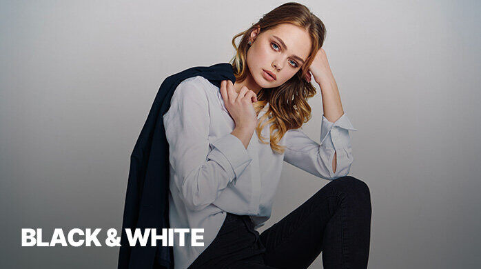 Vente Privée Black and white
