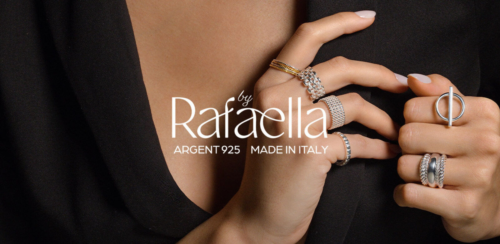 By Rafaella