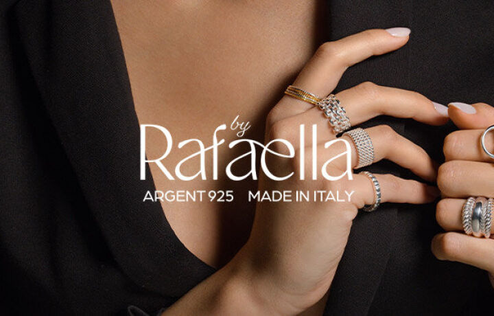 By Rafaella