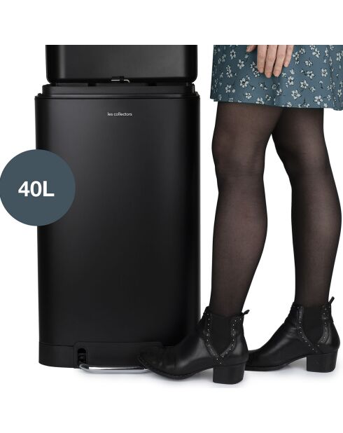 Poubelle à pédale noire - 40L
