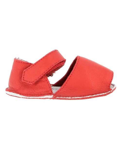 Rote Ledersandalen aus Samt