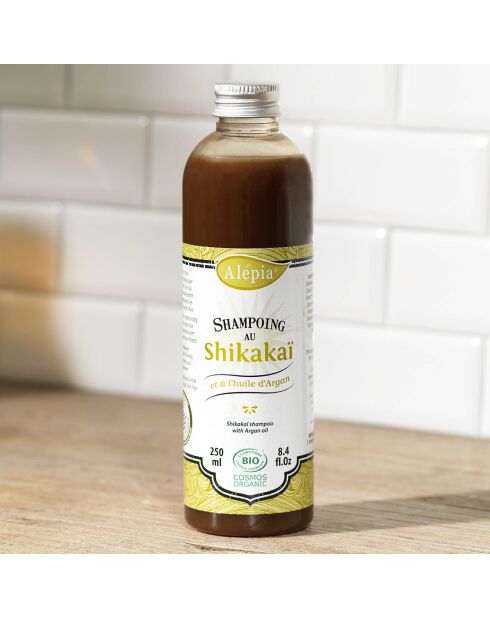 Shampoing au Shikakaï BIO Brillance & Hydratation - 250 ml