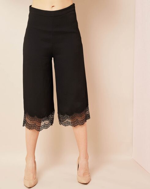 Pantalon 3/4 base en dentelle noir
