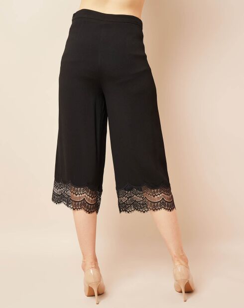 Pantalon 3/4 base en dentelle noir