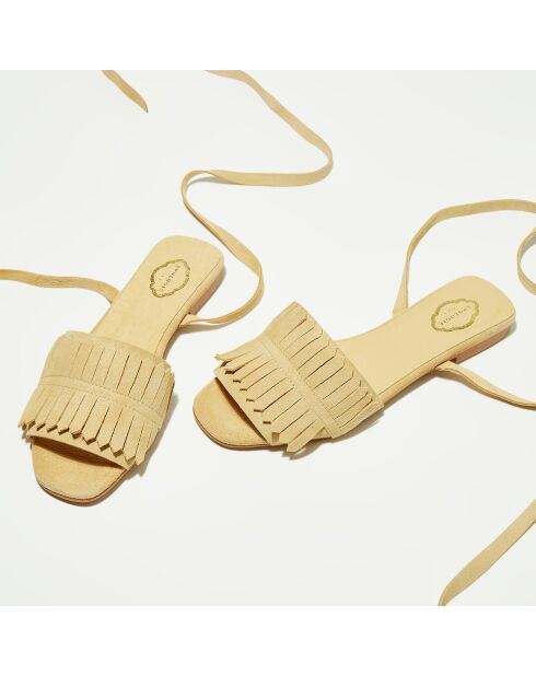 Beige fluwelen leren sandalen