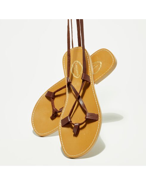 Sandalias de piel marrones