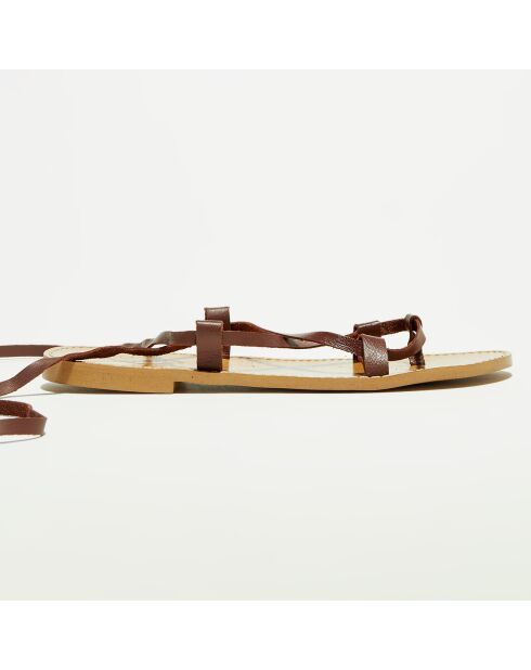 Sandalias de piel marrones