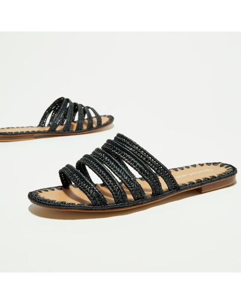 Zwarte muiltjes van raffia