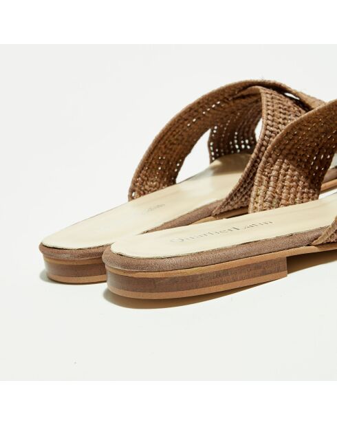 Mulas de café con rafia