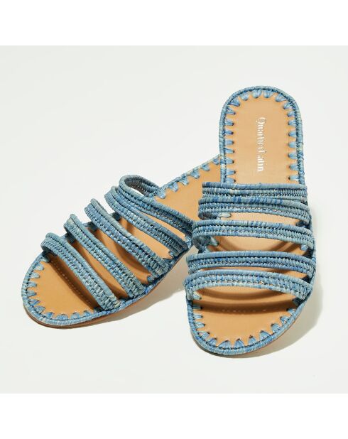 Blauwe muiltjes van raffia