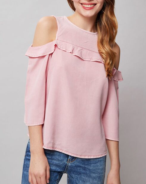 Top rosa con hombros descubiertos