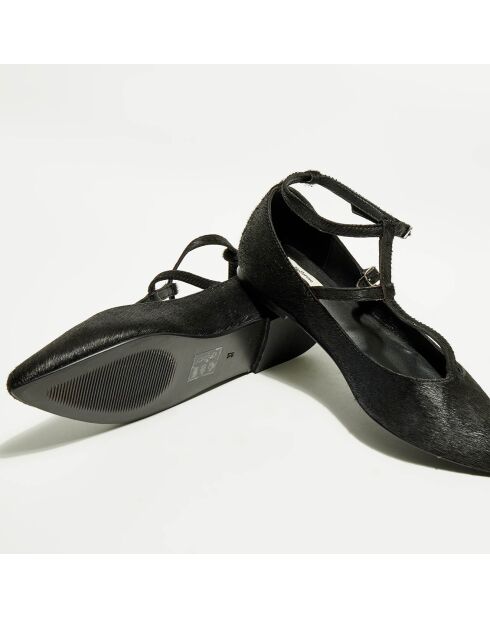 Ilfira schwarze Lederballerinas im Pony-Stil