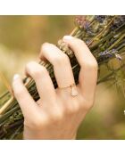 Anillo ajustable Louise Quartz en latón dorado