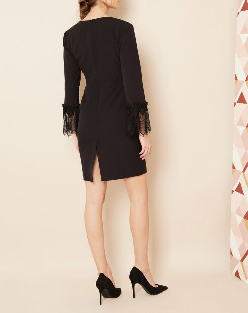 Robe manches en dentelle noire