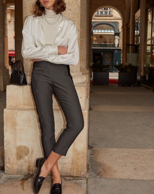 Pantalones fluidos con estampado gráfico negro/crudo