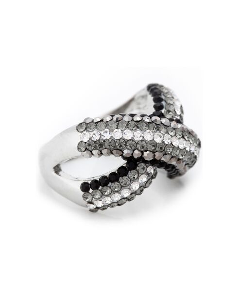 Ring Elegance in Schwarz/Weiß