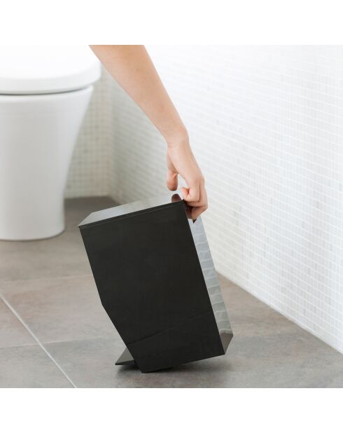 Pattumiera a pedale nera Tower - 12x19x27,5 cm