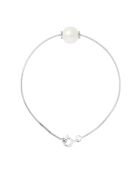 Ronde kruisende zoetwaterparelarmband van gerhodineerd zilver en natuurlijk wit