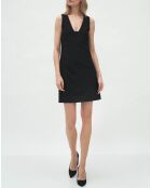 Liam schwarzes Kleid