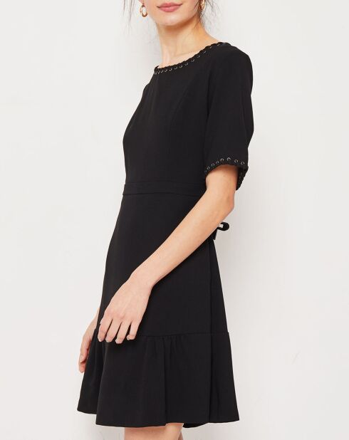 Robe Cosmo patineuse à laçage noire
