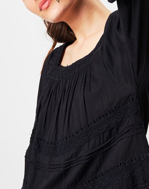 Túnica bordada negra