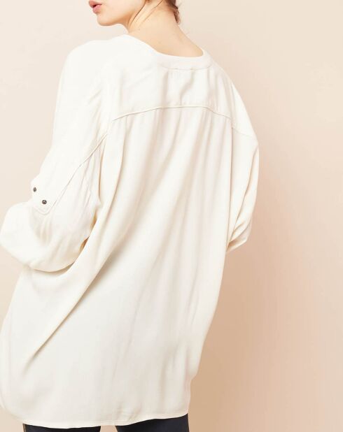 Ecrufarbenes Hemd mit Rollärmeln