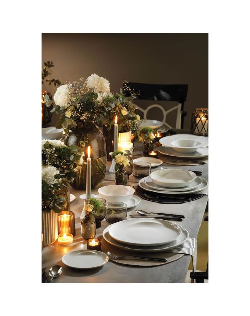 Service de table en Porcelaine blanc - 18 pièces