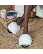 Chaussons en fausse fourrure Hailey blancs