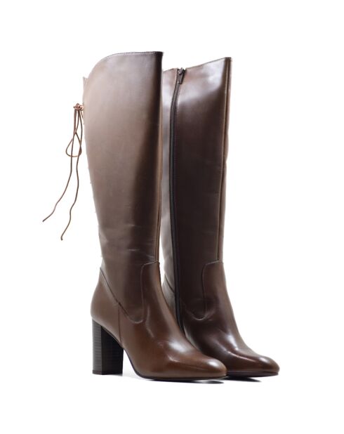 Mirari Stiefel aus braunem Krust Leder - 8,5 cm Absatz
