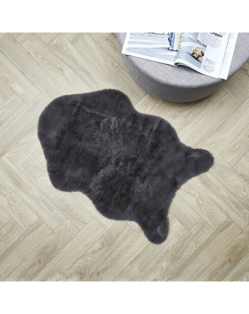 Tapis imitation fourrure poil fin gris - 60x90 cm