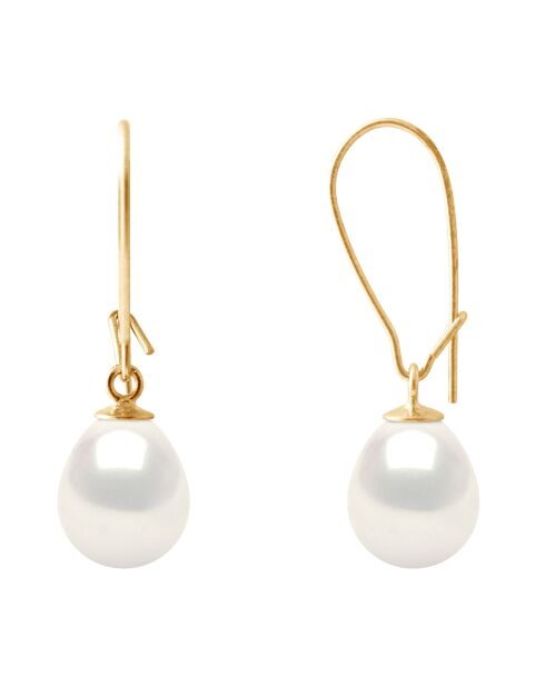 Geelgouden en natuurlijke witte zoetwaterpareloorbellen