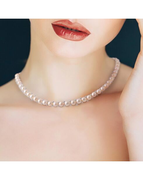 Halskette mit Stahlschnur und natürlichen rosafarbenen runden Süßwasserperlen