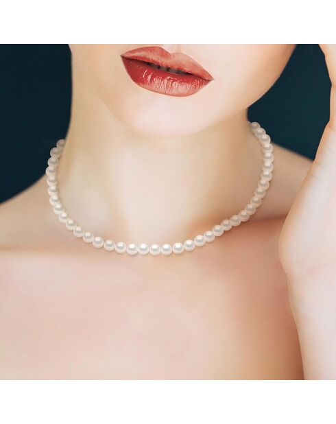 Collana a fili in argento rodiato e perle d'acqua dolce rotonde in madreperla naturale bianca