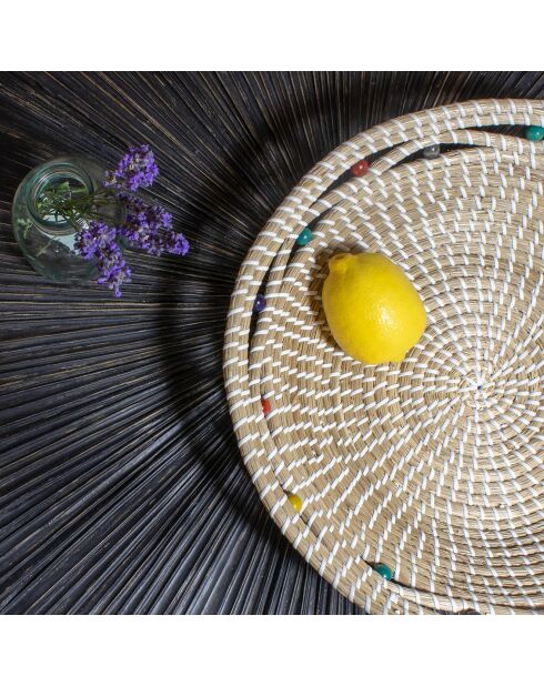 Cestino rotondo Milos beige in alghe marine e perline in legno - D.37x9 cm