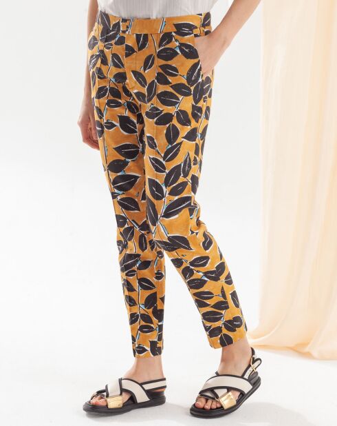 Priscille broek met okerkleurige print