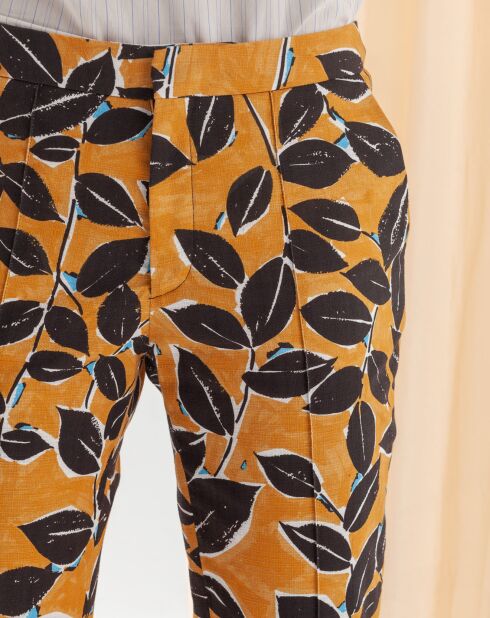 Priscille broek met okerkleurige print