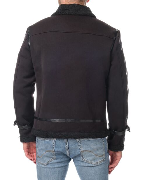 Chaqueta negra Felis