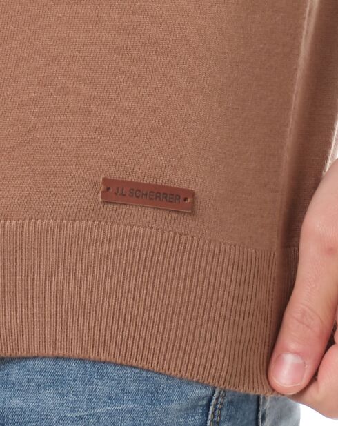 Pull col V Nohlan camel
