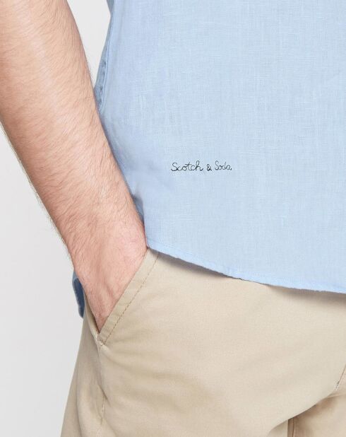 Camicia blu cielo con vestibilità regolare in 100% lino