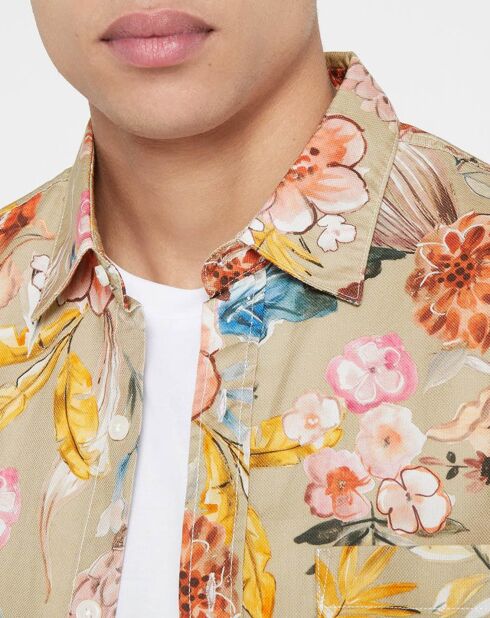 Camisa ajustada con flores de color beige