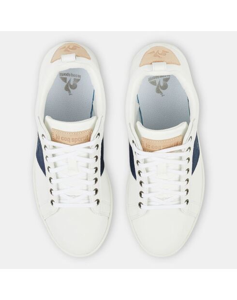 Baskets en Cuir Courtclassic blanc/bleu marine