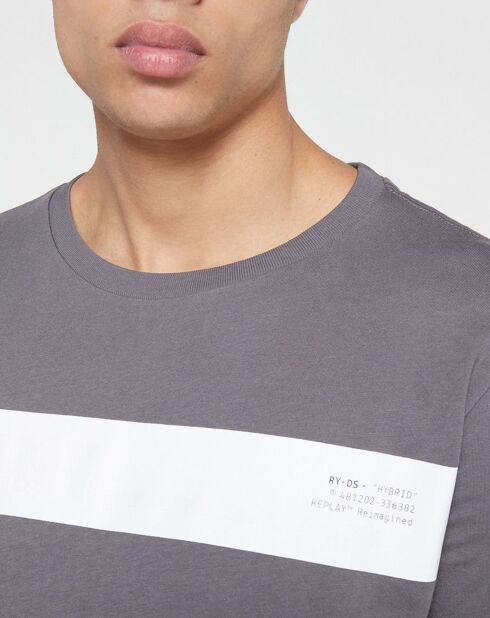 T-shirt grigia a banda larga