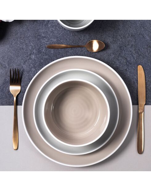 Ménagère dorée - 16 pièces