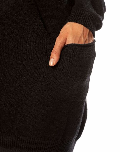 Pull Sara noir