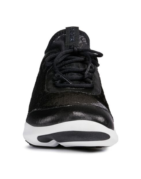 Sneakers Nebula noires