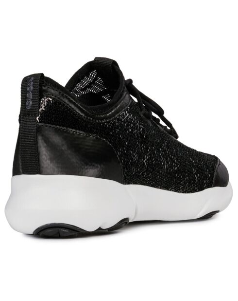 Sneakers Nebula noires