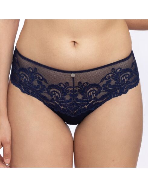 Shorty Asimine marine