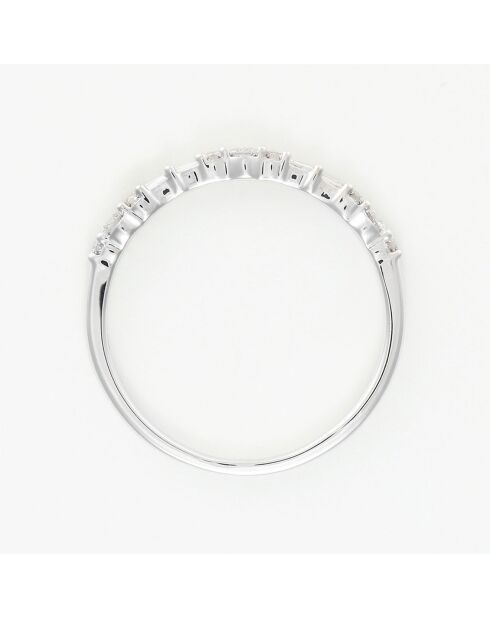 Diamantring mit Punktlinie aus 0,2 Karat Weißgold