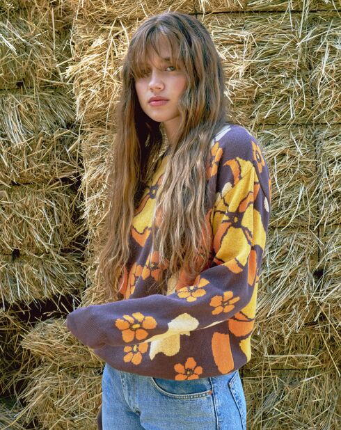 Pull Sendero fleuri chocolat/jaune