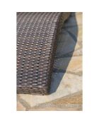 Lettino da sole impilabile Cancun in resina intrecciata color cioccolato - 190x62x47 cm